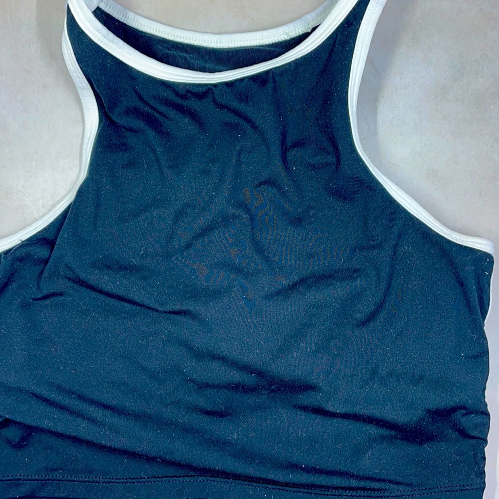 Crop top/sports bra